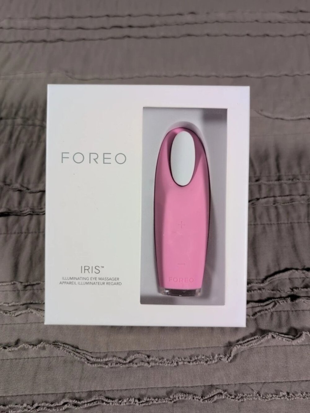 FOREO IRIS Illuminating Eye Massager Petal Pink New in Box